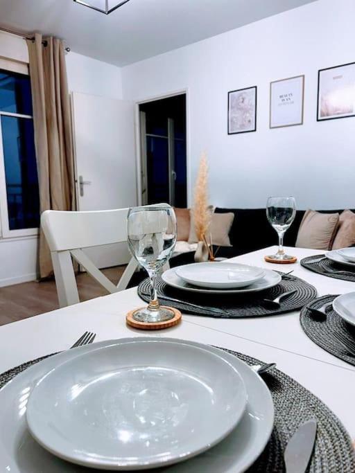 Lotus- 4 Min De Walt Disney-Arrivee Autonome-Parking Et Wifi Gratuit-Proche De Toutes Commodites 5Min De La Vallee Village Chessy  Exterior foto